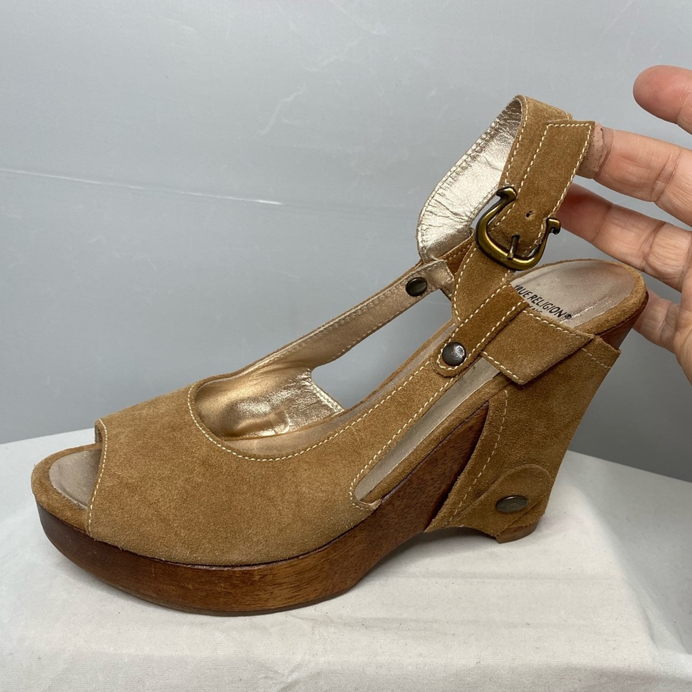 True Religion Wedge